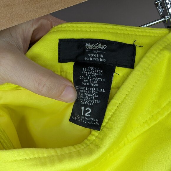 Mossimo Pencil Skirt with Zipper Pocket Yellow Size 12 - Picture 3 of 3